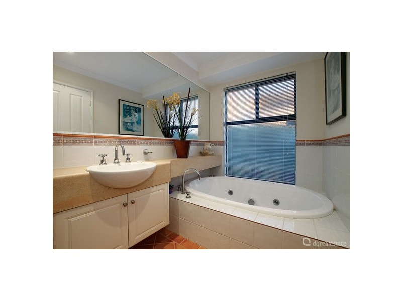 18 Shalimar Rise, Currambine WA 6028