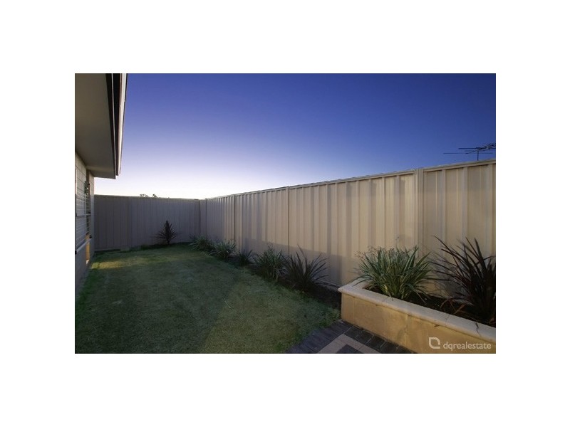 81 Hampton Road, Darch WA 6065