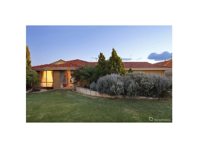 25 Tallering Heights, Woodvale WA 6026