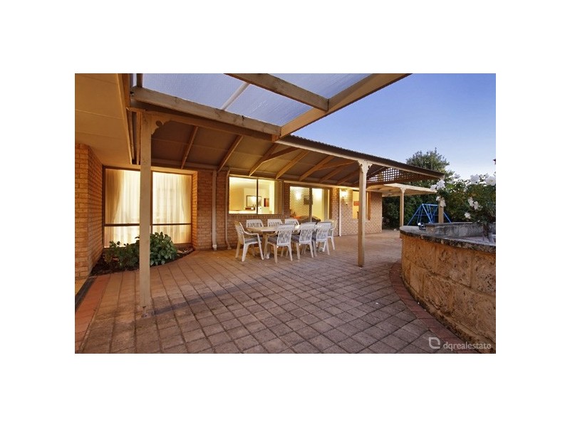 25 Tallering Heights, Woodvale WA 6026