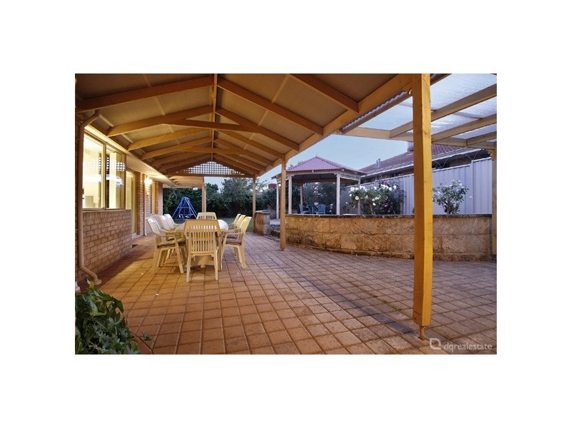 25 Tallering Heights, Woodvale WA 6026