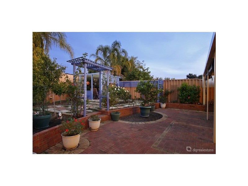 235b Trappers Drive, Woodvale WA 6026