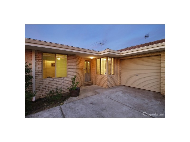 235b Trappers Drive, Woodvale WA 6026