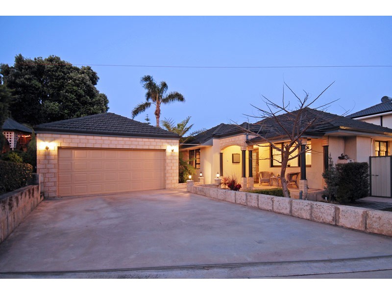 6a Patchem Way, Westminster WA 6061