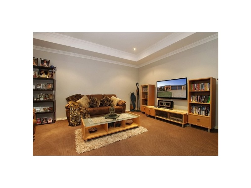 3 Pardalote Way, Tapping WA 6065