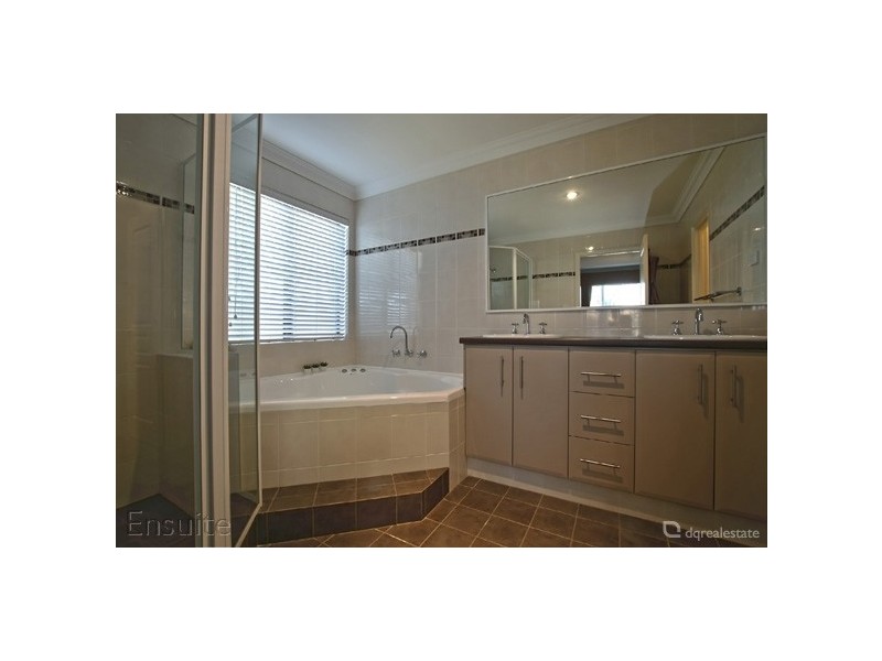 3 Pardalote Way, Tapping WA 6065