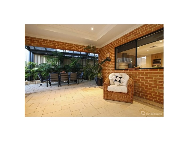 3 Pardalote Way, Tapping WA 6065