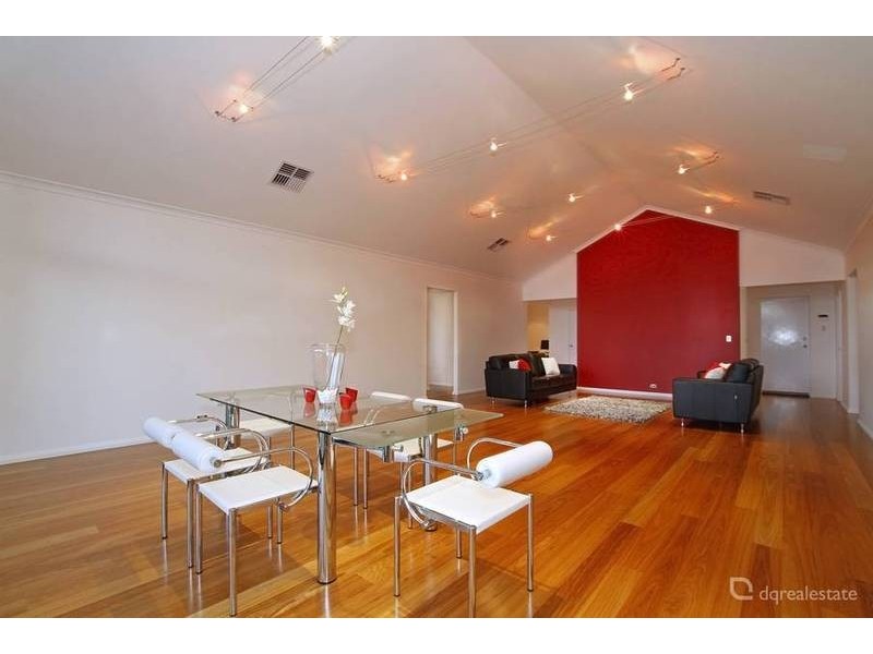 9 Castledene Way, Tapping WA 6065