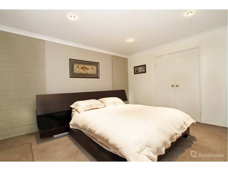 9 Castledene Way, Tapping WA 6065