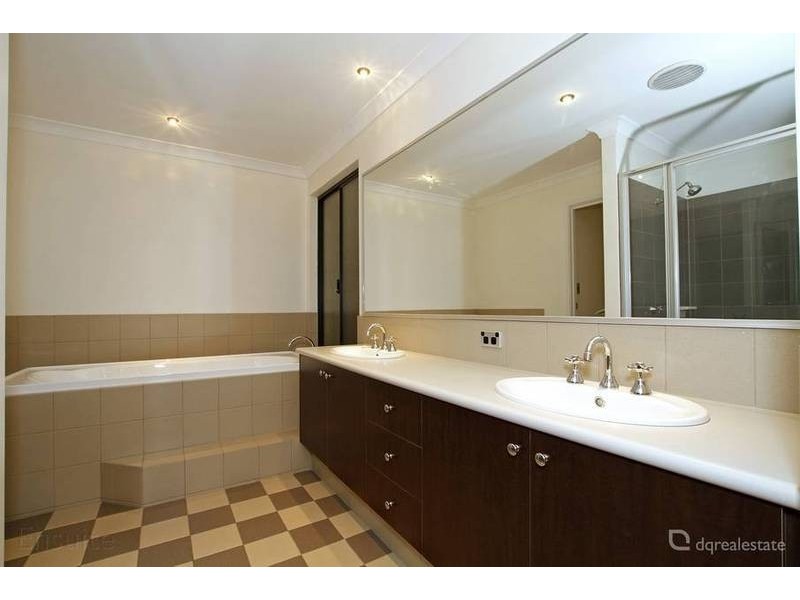 9 Castledene Way, Tapping WA 6065