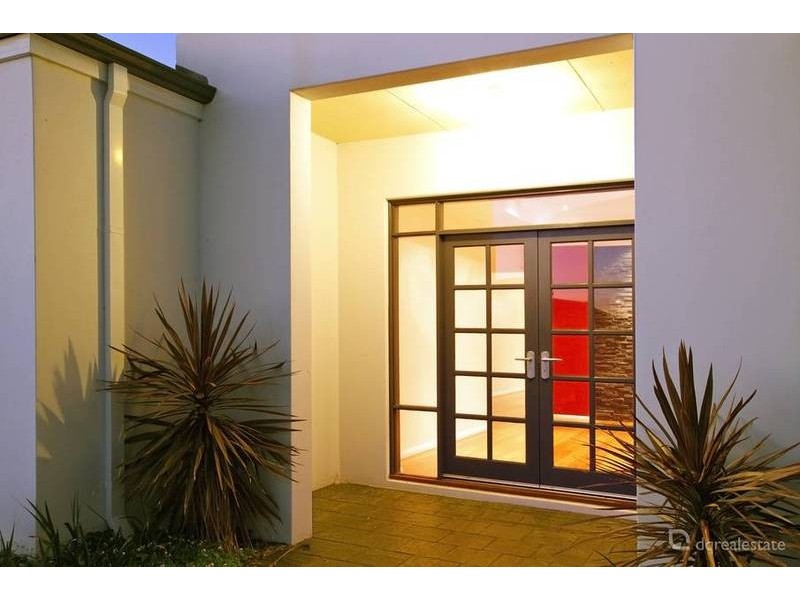 9 Castledene Way, Tapping WA 6065