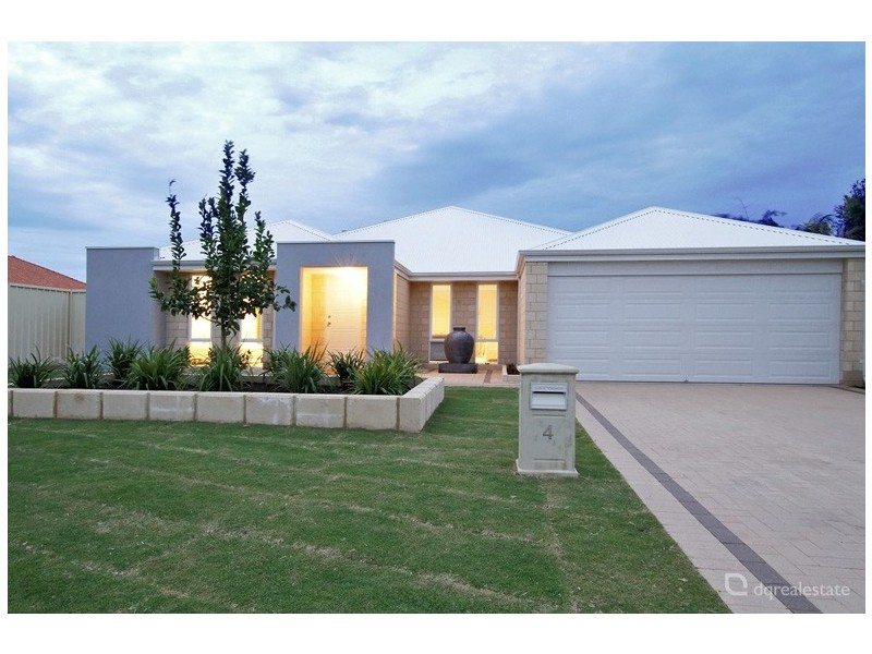 4 Cvitan Bend, Madeley WA 6065
