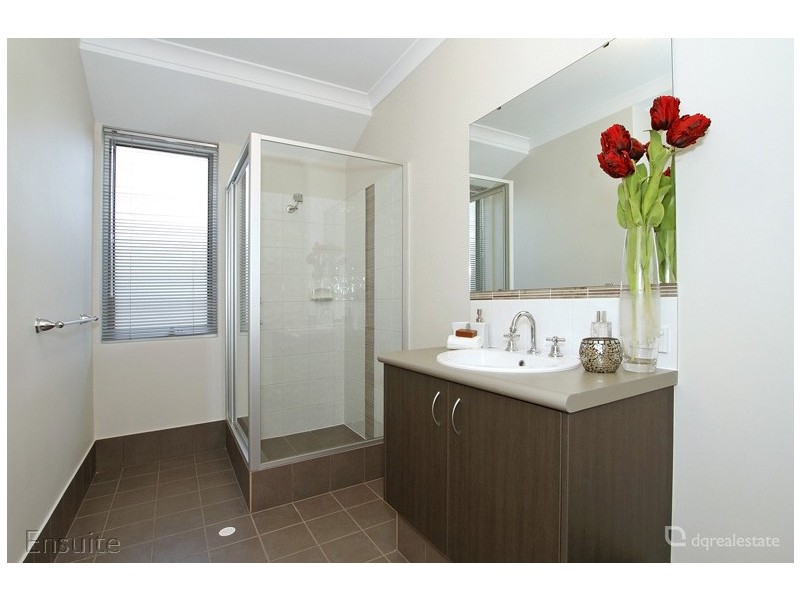 4 Cvitan Bend, Madeley WA 6065