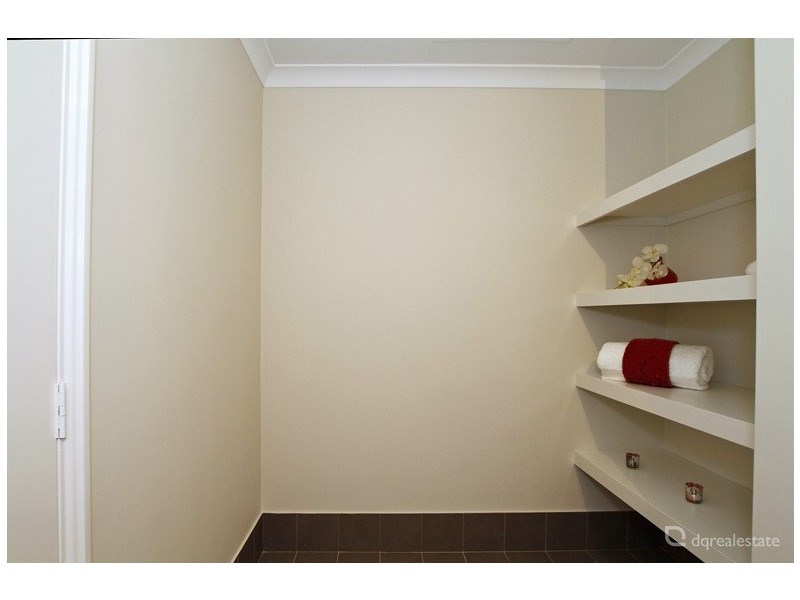 4 Cvitan Bend, Madeley WA 6065