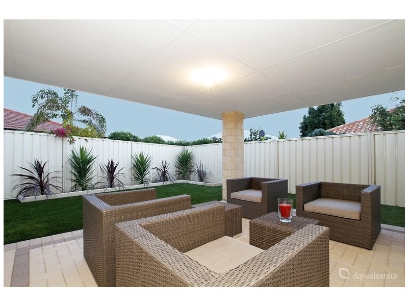 4 Cvitan Bend, Madeley WA 6065