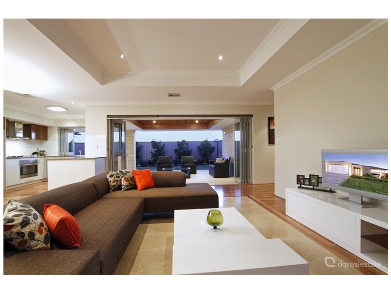 27 Winnipeg Terrace, Wanneroo WA 6065