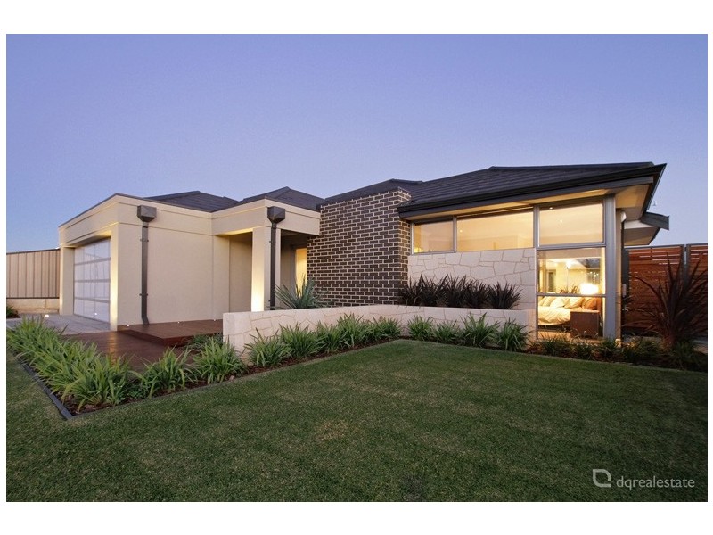 27 Winnipeg Terrace, Wanneroo WA 6065