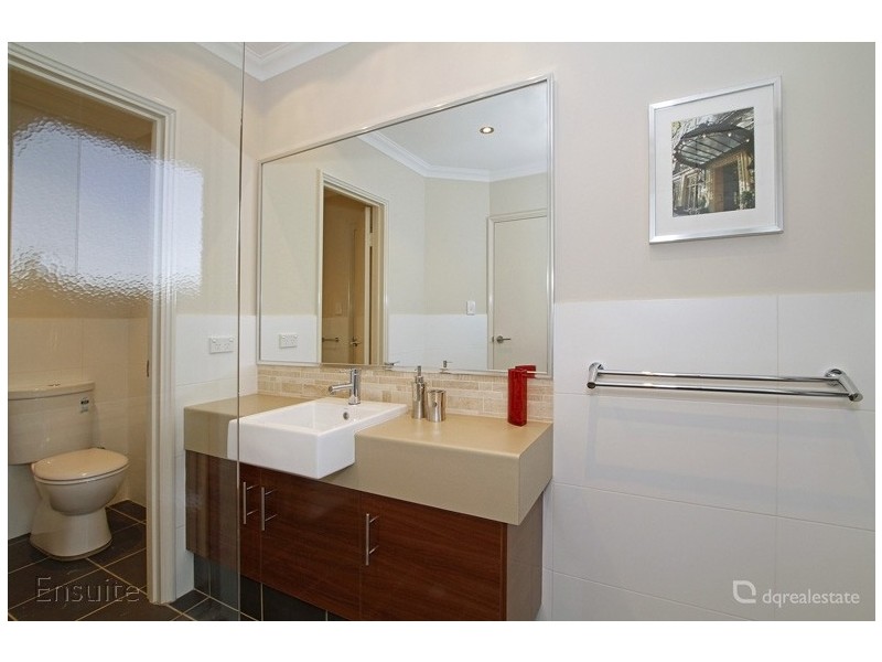 27 Winnipeg Terrace, Wanneroo WA 6065