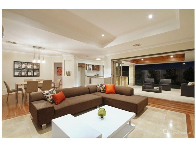 27 Winnipeg Terrace, Wanneroo WA 6065