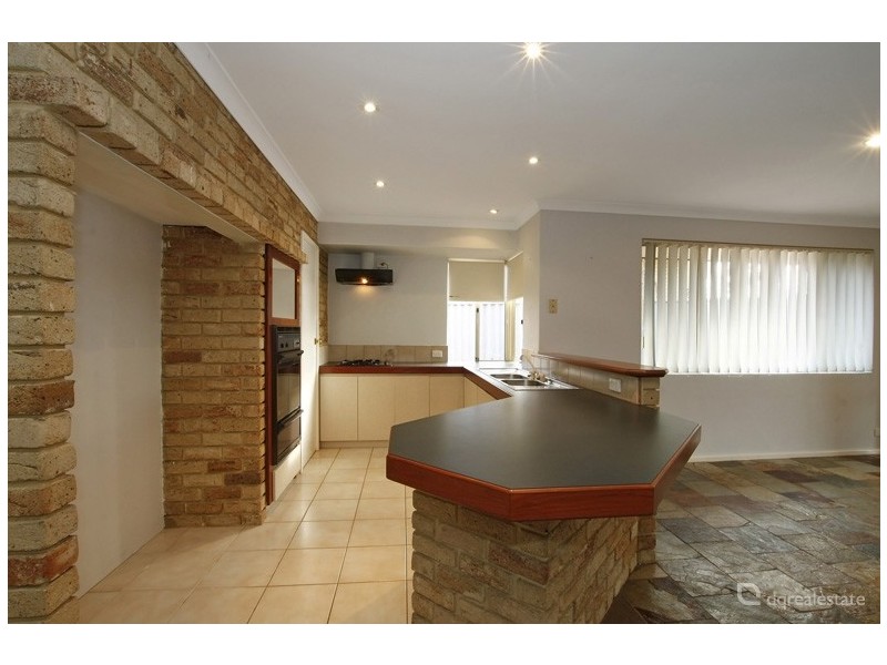 16B Mission Hills Place, Connolly WA 6027