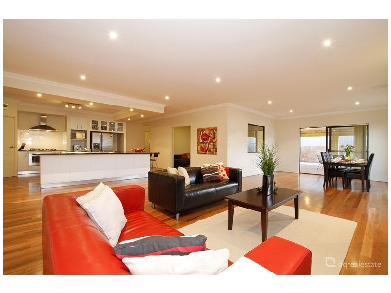 5 Castlebar Way, Darch WA 6065