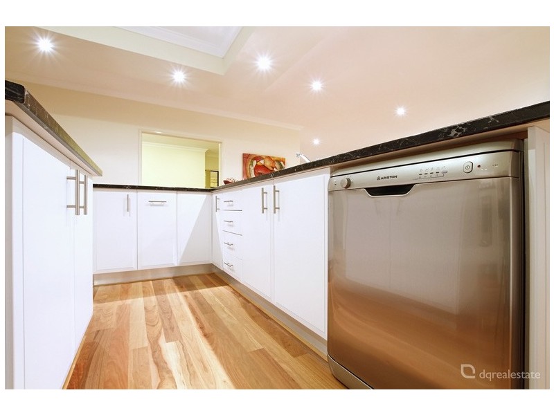 5 Castlebar Way, Darch WA 6065