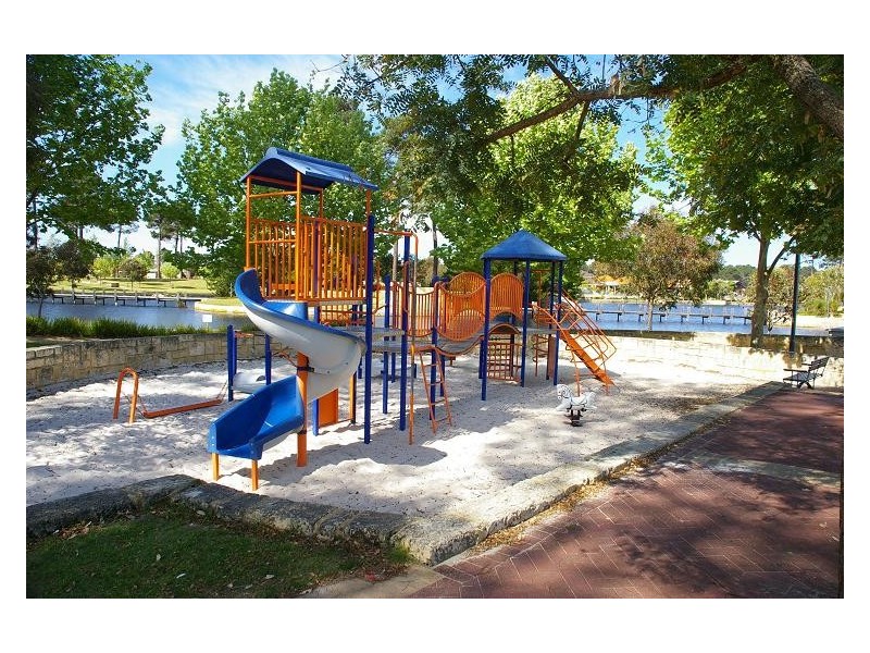 16/57 Ponte Vecchio Boulevard, Ellenbrook WA 6069