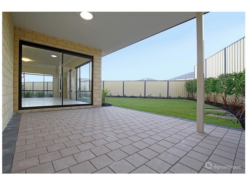 9 Tibicen Road, Tapping WA 6065