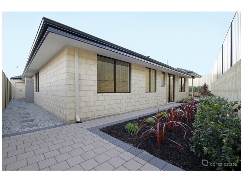 9 Tibicen Road, Tapping WA 6065