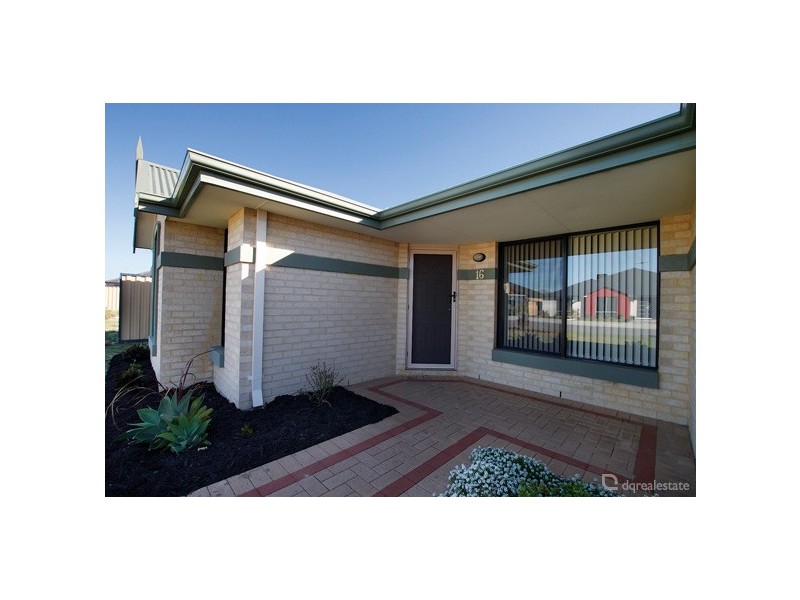 16 Goshawk Street, Tapping WA 6065