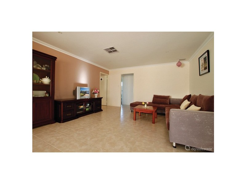 16 Goshawk Street, Tapping WA 6065