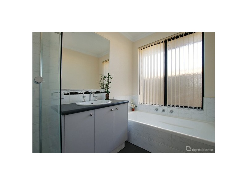 16 Goshawk Street, Tapping WA 6065