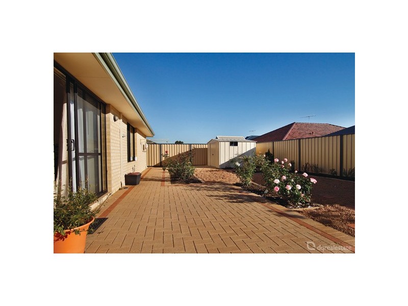 16 Goshawk Street, Tapping WA 6065