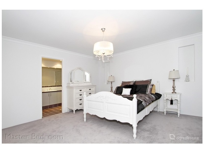 126 Lindsay Beach Blvd, Yanchep WA 6035