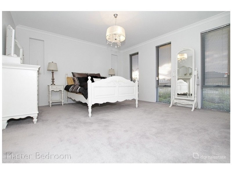 126 Lindsay Beach Blvd, Yanchep WA 6035