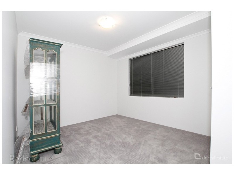 126 Lindsay Beach Blvd, Yanchep WA 6035