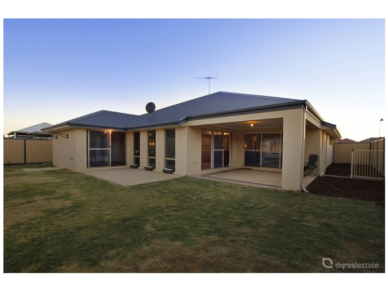 9 Goshawk Street, Tapping WA 6065