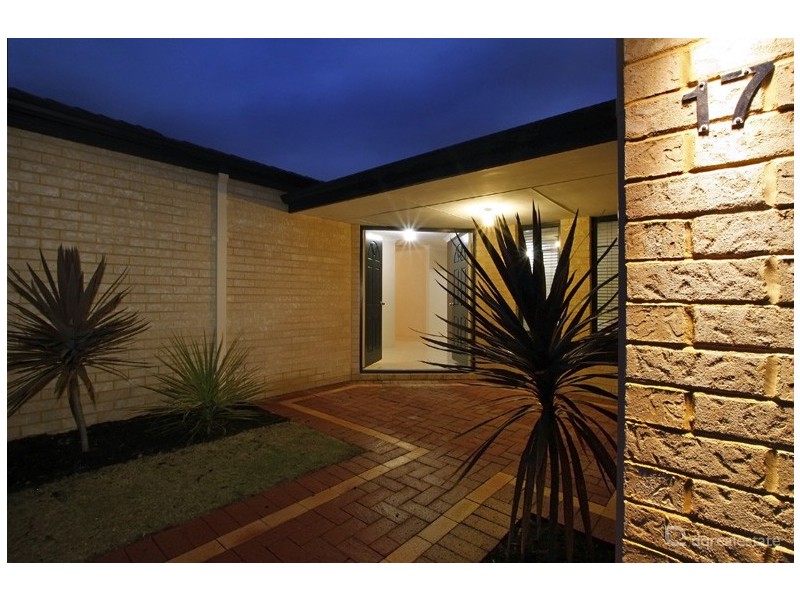 17 Cataby Place, Tapping WA 6065