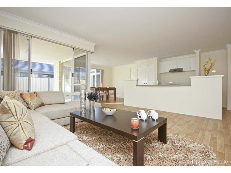 14 Tibicen Road, Tapping WA 6065