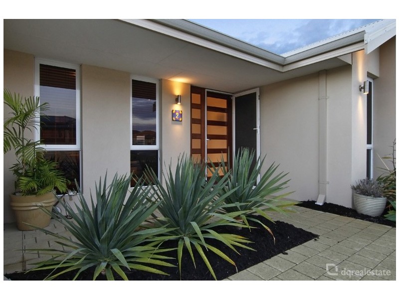 2 Zeppelin Way, Tapping WA 6065