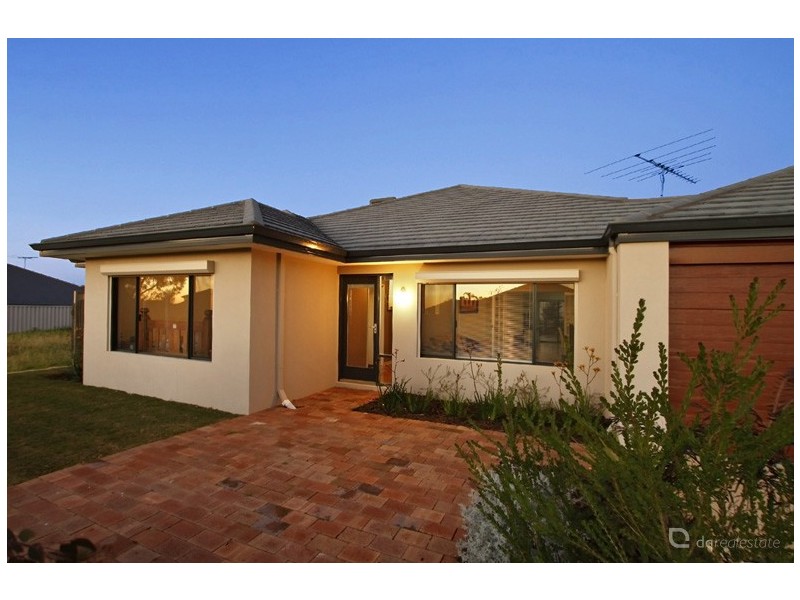 14 San Teodoro Avenue, Sinagra WA 6065