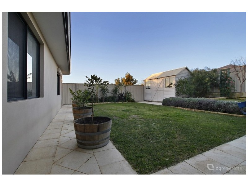 14 San Teodoro Avenue, Sinagra WA 6065