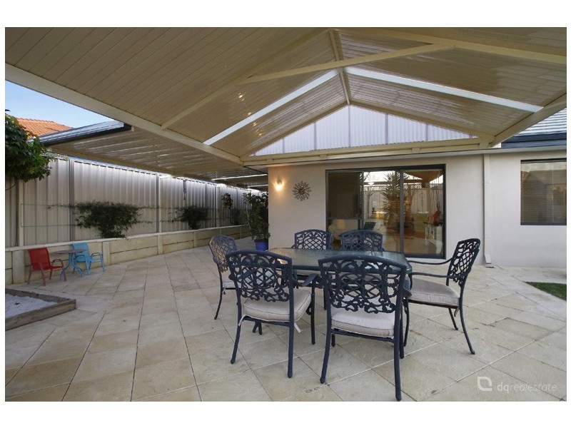 14 San Teodoro Avenue, Sinagra WA 6065