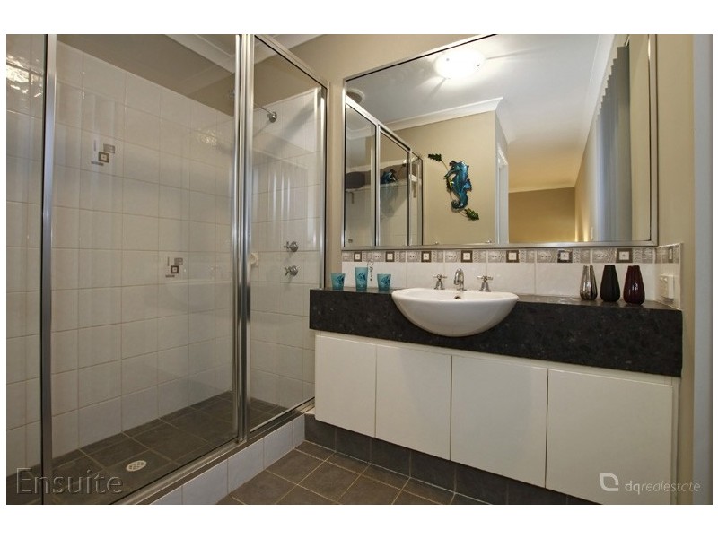 8 Hirundo Bend, Tapping WA 6065