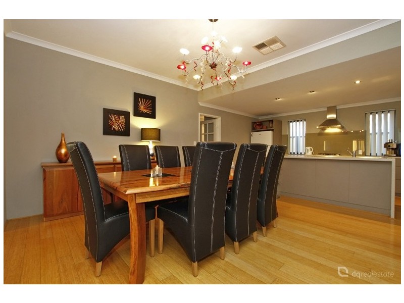 8 Hirundo Bend, Tapping WA 6065