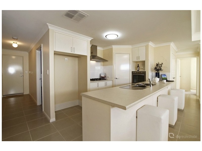 B/33 Wicklow Circle, Darch WA 6065