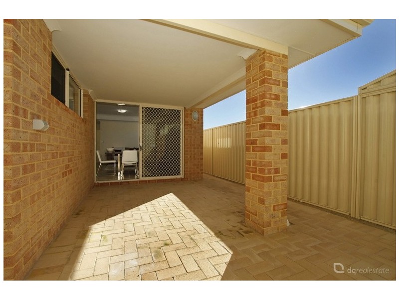 B/33 Wicklow Circle, Darch WA 6065