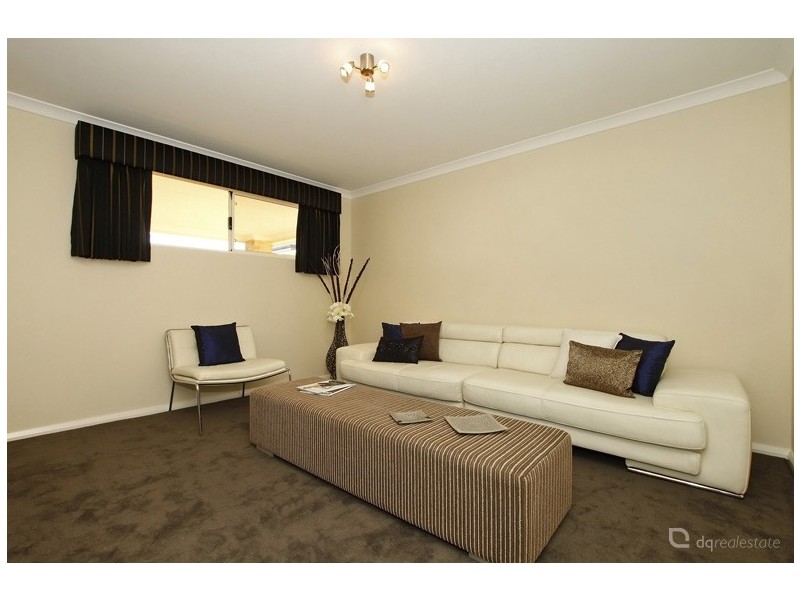 B/33 Wicklow Circle, Darch WA 6065