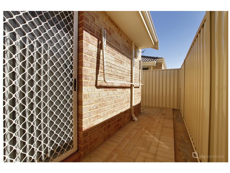 B/33 Wicklow Circle, Darch WA 6065