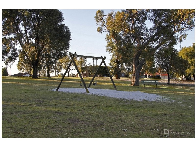 A/2 Maltarra Place, Nollamara WA 6061